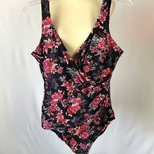HEAT Black and Red Floral One Piece Swimsuit - XL